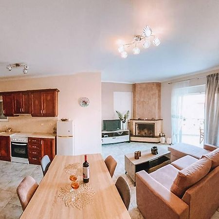Picolla Casa Apartment ซิโลกาสโตร ภายนอก รูปภาพ